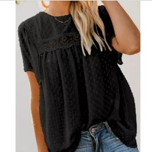🌼New flutter sleeve swiss dot top
